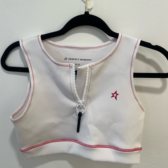 PERFECT MOMENT
Cropped neoprene tank - Picture 2 of 7